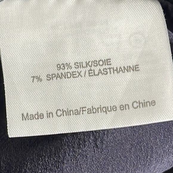 TORY BURCH ‎ LONG SLEEVE SILK TOP SIZE 2 - Picture 8 of 8